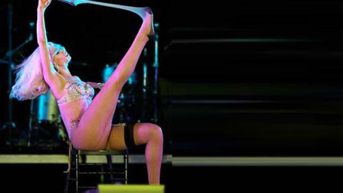 Bu yıldızlar geçmişte striptizciydi - Resim: 1