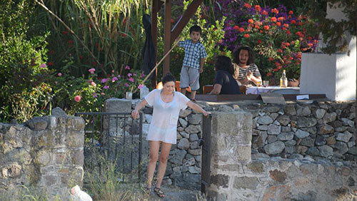 Nurgül Yeşilçay'ın yeni çiftliği - Resim: 1