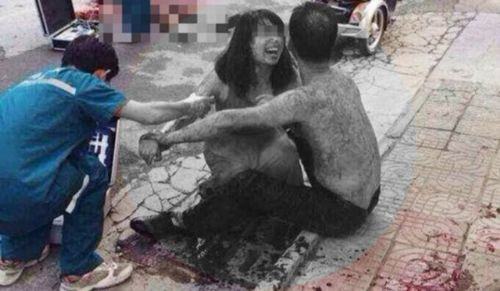 Sokak ortasında kıskançlık vahşeti - Resim: 4