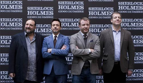 Ünlü oyuncunun ilginç ayakkabıları - Resim: 3