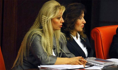 Meclisteki gizemli sarışın kim? - Resim: 4