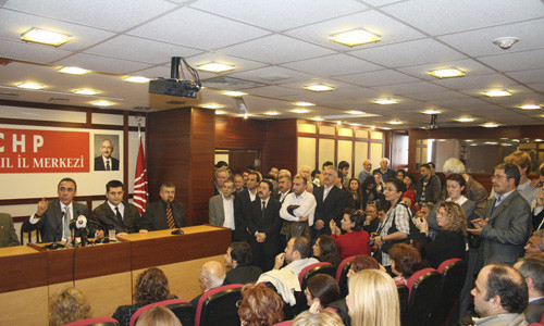 DSP, İP ve TDH' den  ayrılanlar  CHP' ye geçti‏ - Resim: 3