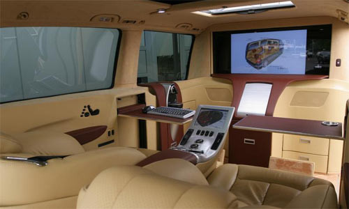 Ünlüler minibüs seviyor - Resim: 2