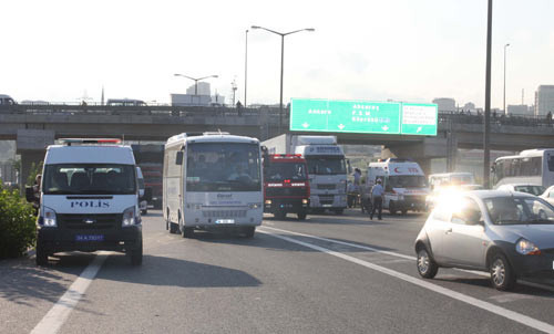 TEM'i bu kaza kilitledi! - Resim: 2