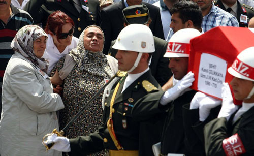 Şehit annesi yürek burktu - Resim: 3