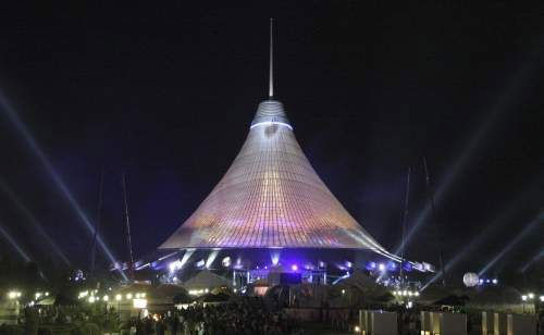 Asrın çadırını Türkler açtı - Resim: 1