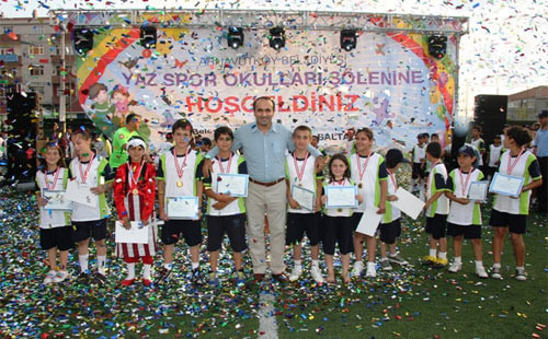 Yaz okullarında muhteşem şölen - Resim: 1