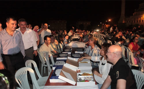 Eyüp'te sahur coşkusu sürüyor - Resim: 1