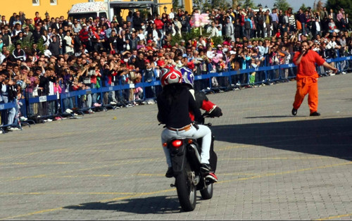 Bu öpücük izleyicileri şoke etti - Resim: 2