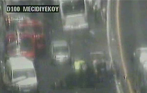 İstanbul'da feci metrobüs kazası! - Resim: 1