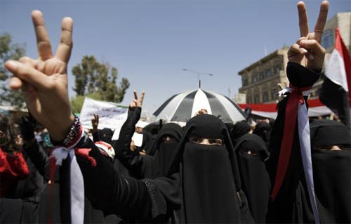 Yemen'de protestoculara ateş! - Resim: 4