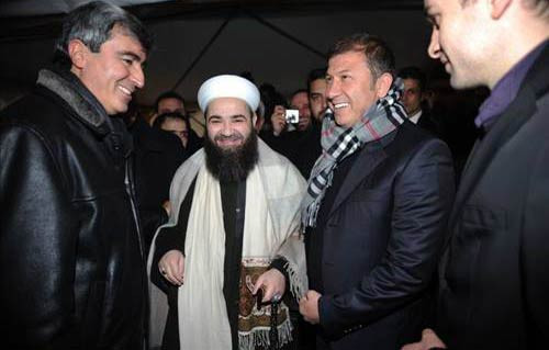 Cübbeli Hoca düştü, Tanju tuttu - Resim: 3