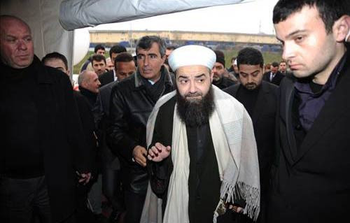 Cübbeli Hoca düştü, Tanju tuttu - Resim: 4