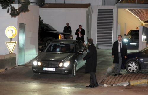 Başbakan Erdoğan taburcu oldu - Resim: 4