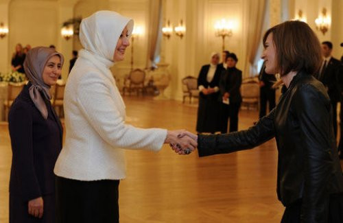 First Lady'den Fransa'ya gönderme - Resim: 2