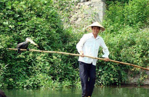 Bu adam sizce ne yapıyor? - Resim: 2