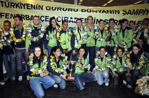 Sarı Melekler yurda döndü - Resim: 1