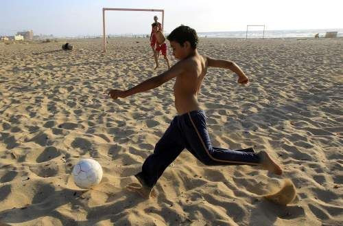 Savaşa rağmen hayat devam ediyor! - Resim: 4