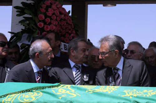 Baykal ve Kılıçdaroğlu'ndan samimi pozlar! - Resim: 4