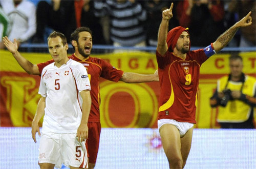 Golünü attı şortunu çıkardı - Resim: 2