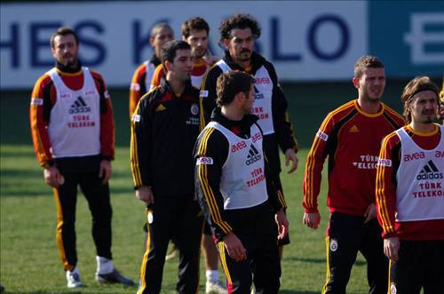 İşte Galatasaray'dan gidecek 15 futbolcu! - Resim: 1