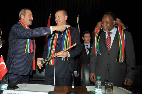 Erdoğan 'vuvuzela'yı uçağa sakladı - Resim: 2