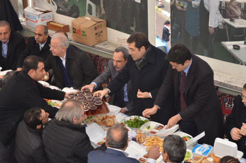 Beşiktaş'ta CHP'li aday Murat Hazinedar fark yaratmaya devam ediyor - Resim: 1