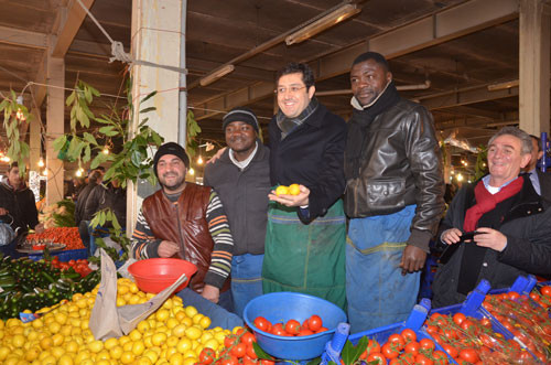 Beşiktaş'ta CHP'li aday Murat Hazinedar fark yaratmaya devam ediyor - Resim: 3