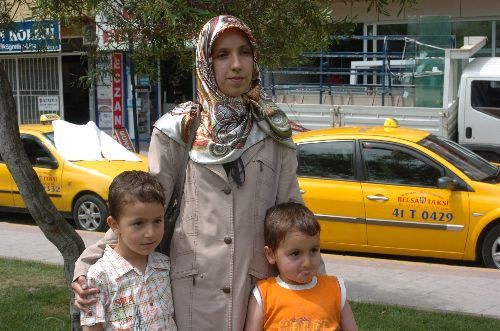 Gemide yakınları bulunanların dramı - Resim: 1