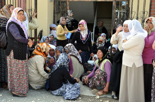 Son yolculuklarına uğurlandılar - Resim: 4