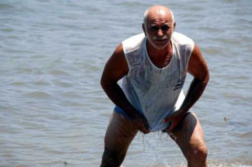 İşten çıkartılınca kendini yaktı - Resim: 4