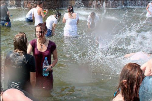 Ruslar sıcak havaları özledi - Resim: 2