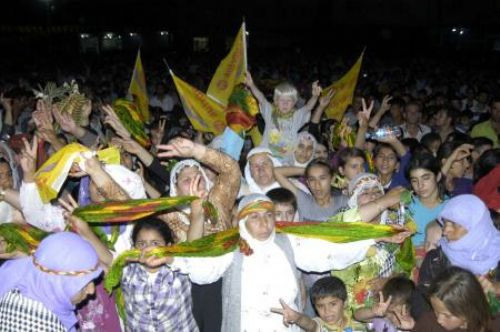 MHP'den BDP'ye geçiş yaptılar! - Resim: 4