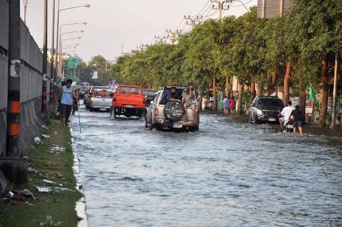 En büyük felaketlerini yaşıyorlar! - Resim: 1
