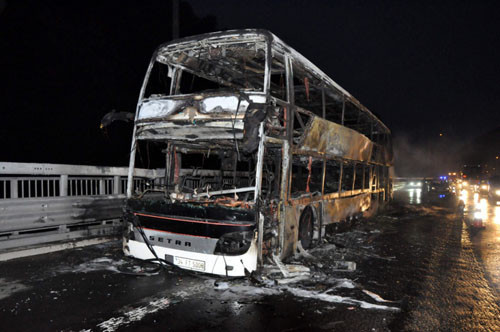 66 yolcu diri diri yanacaktı - Resim: 1