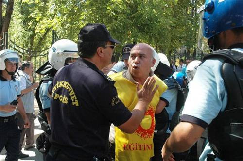 Üniversite bir anda fena karıştı - Resim: 4