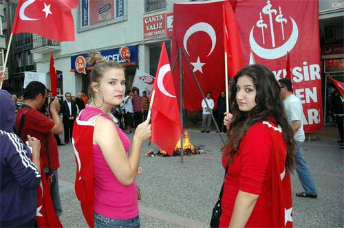 Öcalan'ı astılar - Resim: 4