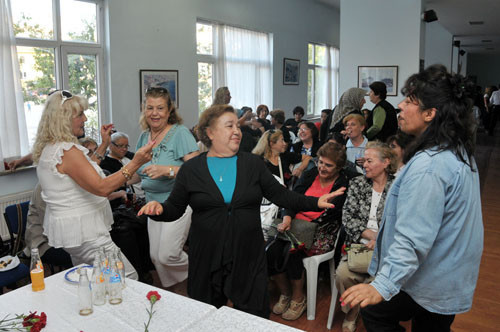 Yenimahalle'de yaşlılar unutulmadı - Resim: 2