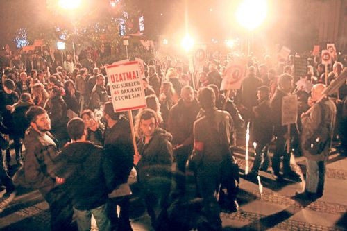 Ünlü oyuncular eylem yaptı! - Resim: 4