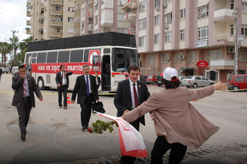 Pamukoğlu'na Mersin'de miting şoku - Resim: 2