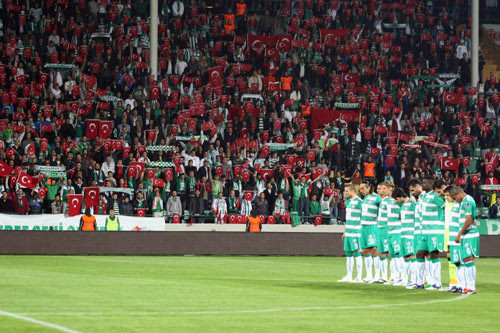 Bursa'da Milli maçı andıran tablo! - Resim: 4