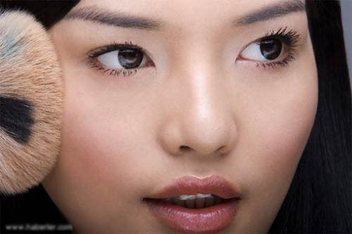 Erkekler kadında önce nereye bakıyor? - Resim: 2