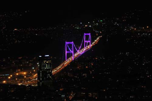 Boğaziçi pembeye büründü - Resim: 1