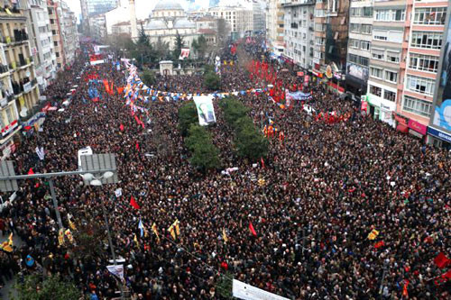 Tüm Türkiye Berkin Elvan için ayakta - Resim: 4