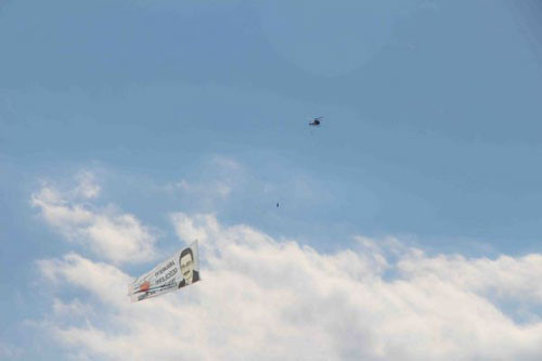 Ankara semalarında Melih Gökçek pankartı - Resim: 4