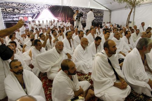 Yüz Binlerce Müslüman Arafat'ta vakfeye durdu - Resim: 3