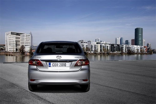 Yenilenen Toyota Corolla - Resim: 3