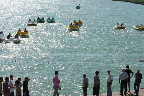 Balıkçı tekneleri mazot için yarıştı - Resim: 4