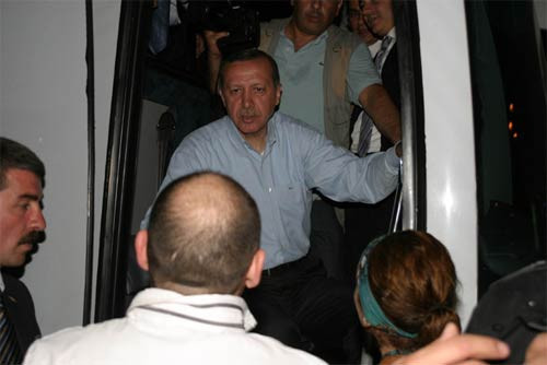 Erdoğan'ın yolunu kestiler - Resim: 2