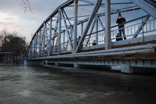 Manavgat Irmağı taştı!.. - Resim: 1